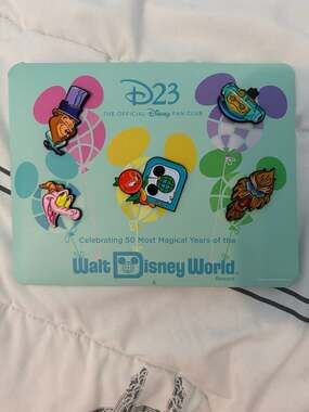 Disney D23 Pin Set New
